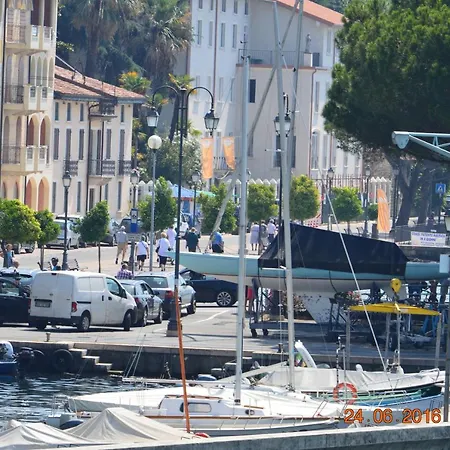 The Swan B&B Manerba del Garda Exterior photo