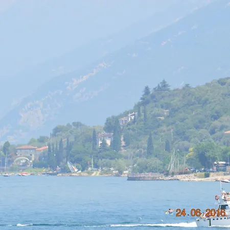 The Swan B&B Manerba del Garda Exterior photo